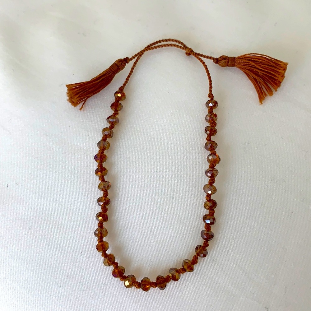 Pretty, dainty and adjustable bracelet